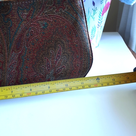 Luxury Style Small Shoulder Bag - Picture 5 of 8